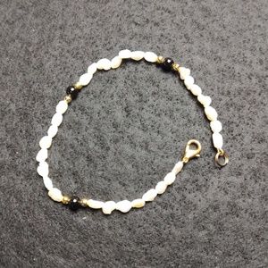 😄 3 for $13 White bracelet